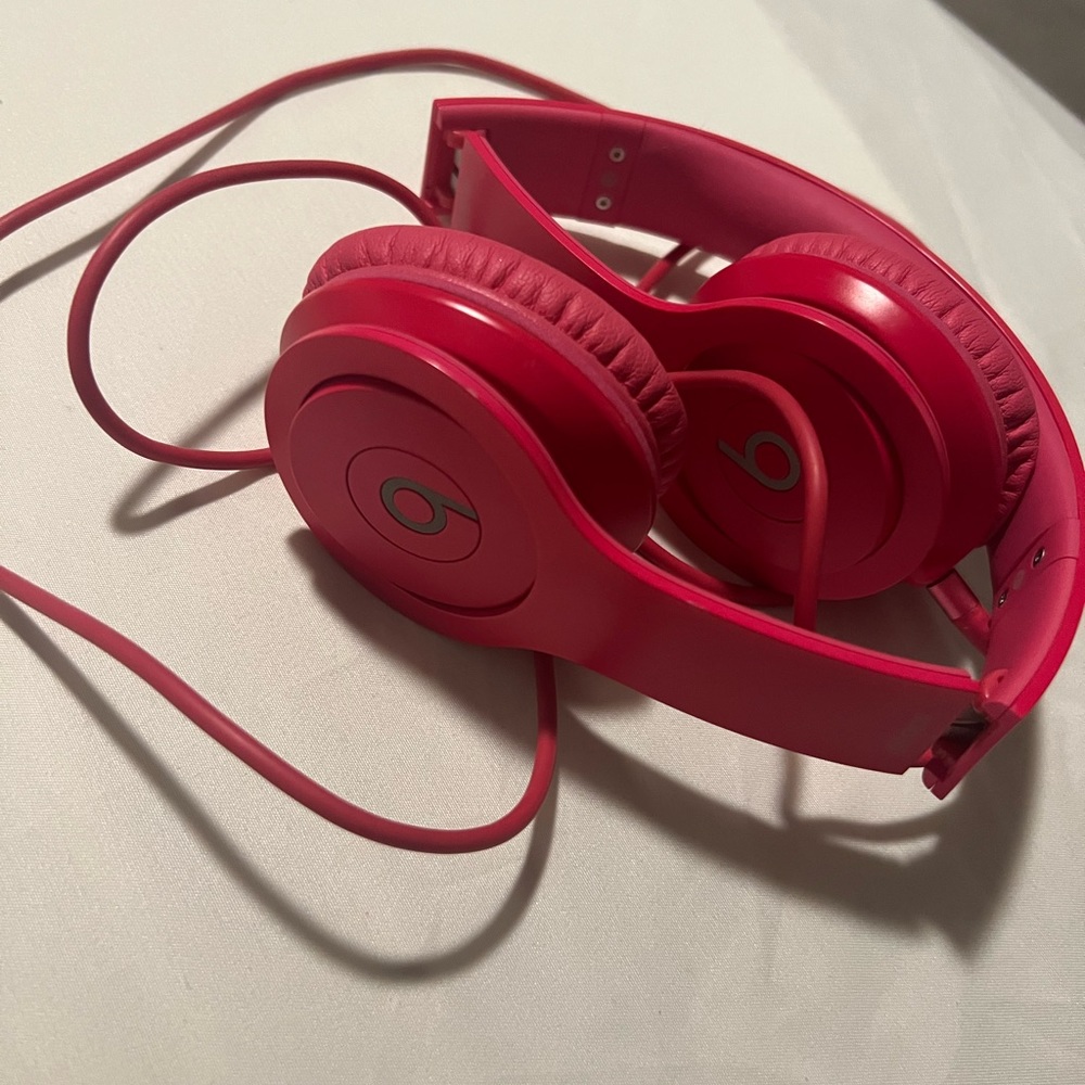 Hot Pink Beats by Dr Dre